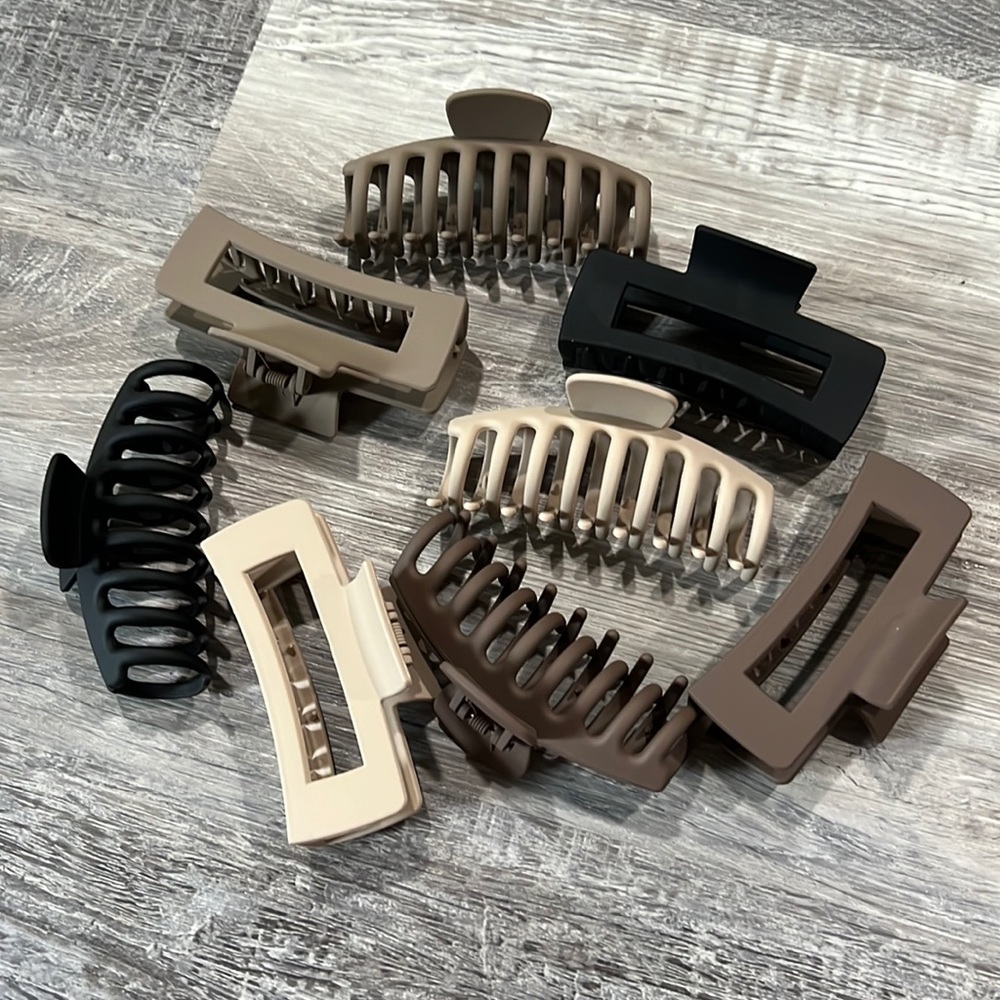 Claw clips